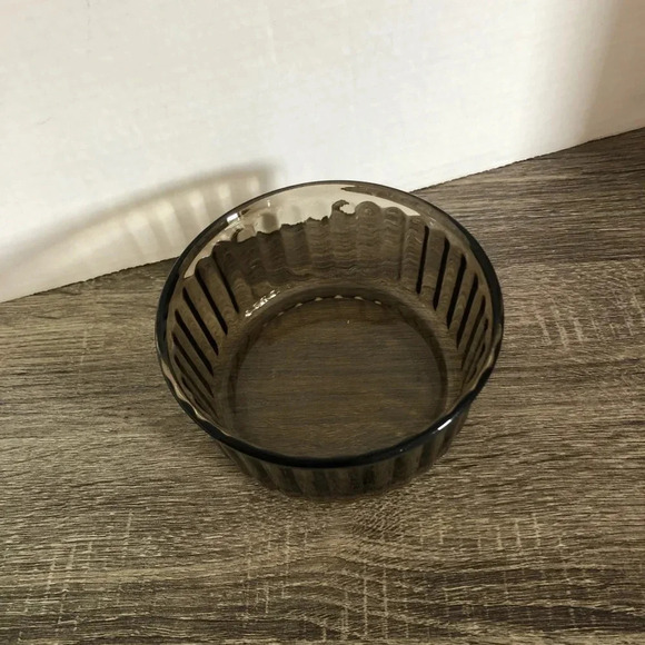Vtg Smokey Glass Serving Bowl - Picture 2 of 8